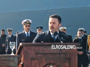 Petri evitó referirse a los recortes del personal civil de la Armada