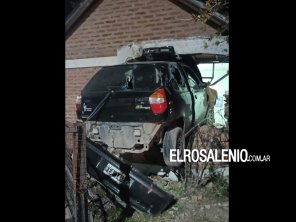 Incrustó su auto contra una casa y dio positivo de marihuana 