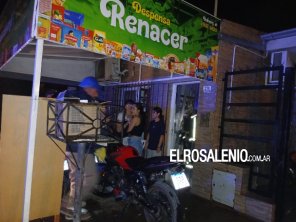Bomberos prestaron asistencia en un comercio de Barrio Laura por un desperfecto eléctrico
