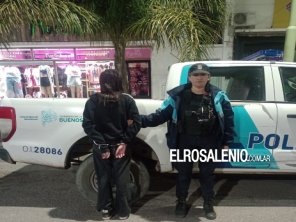 Fue atacado a puntazos por tres jóvenes mujeres y está grave