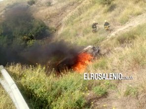 Venía a Pehuen Co a tirar las cenizas de su marido y murió en un accidente 