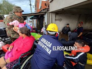 Desde Puerto Belgrano hubo importante despliegue de la Armada para asistir a Zárate y Campana