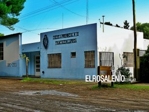 Padres de Escuela de Pehuen Co reclaman por agua contaminada: “Al estar a 70km, no somos escuchados”