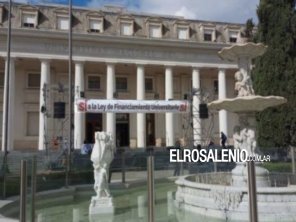 Nueva jornada de protesta de docentes universitarios por actualización salarial