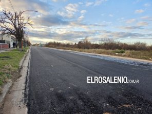 Comenzó la colocación de la nueva carpeta asfáltica en avenida Paso