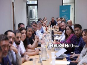 La Provincia retoma la negociación salarial con docentes y estatales