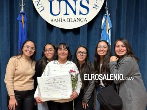 Luego que se graduaran sus hijos, estudió y se recibió en la UNS a los 55 años
