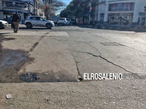 Nueva pérdida de agua en Rivadavia y Brown, agrava los hundimientos del hormigón