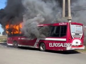 Un colectivo de la línea 504 se incendió en pleno recorrido