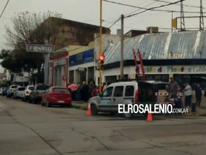  Ahorristas se agruparon en una financiera para retirar sus depósitos