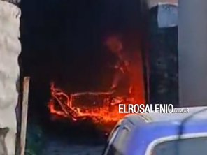Cuatro vehículos destruidos por un incendio en un taller de la zona norte