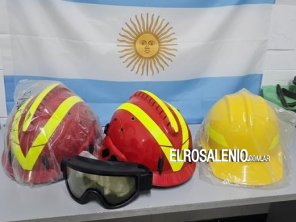 Bomberos reforzó equipamiento y puso a la venta dos autobombas