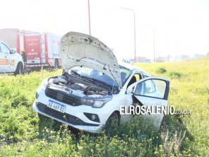 Un taxi de nuestra ciudad volcó en la autovía de Ruta 3