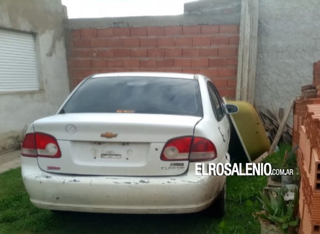 Robaron un auto estacionado en pleno centro y lo recuperaron tras una persecución