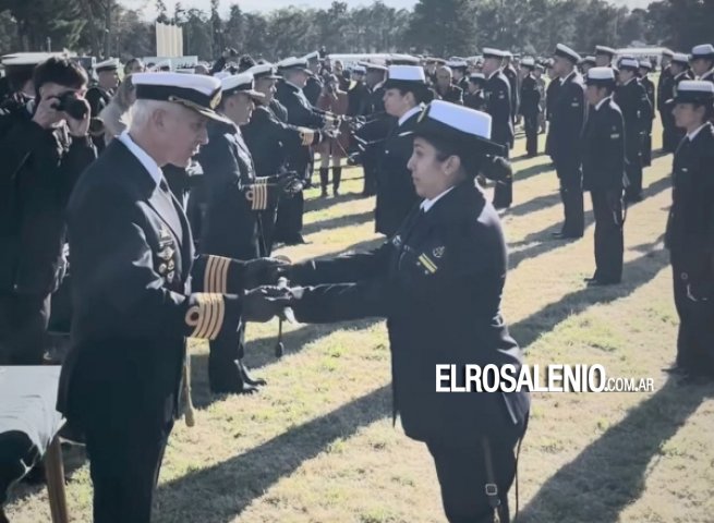 Jura, entrega de espadas a militares y promesa de estudiantes