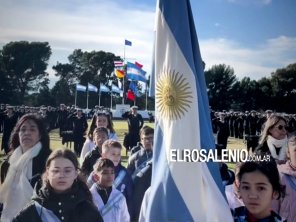 Jura, entrega de espadas a militares y promesa de estudiantes